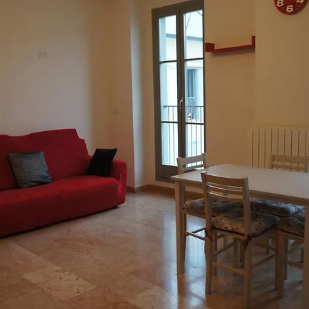 A Casa Dalla Fra 2 Апартаменты *